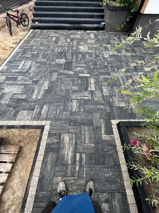 Usługi brukarskie układanie kostki brukowej brukarstwo Warszawa