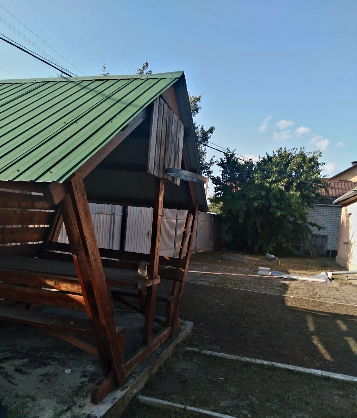 Продається затишний, доглянутий будинок