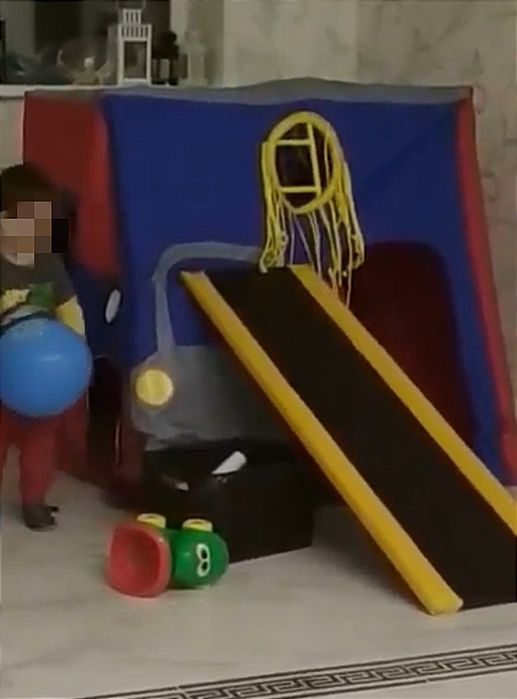 Дитячий спортивний комплекс