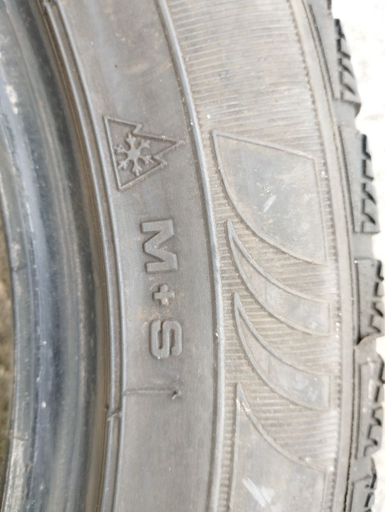 Гума Fulda Kristall 205/55 r16. Зима