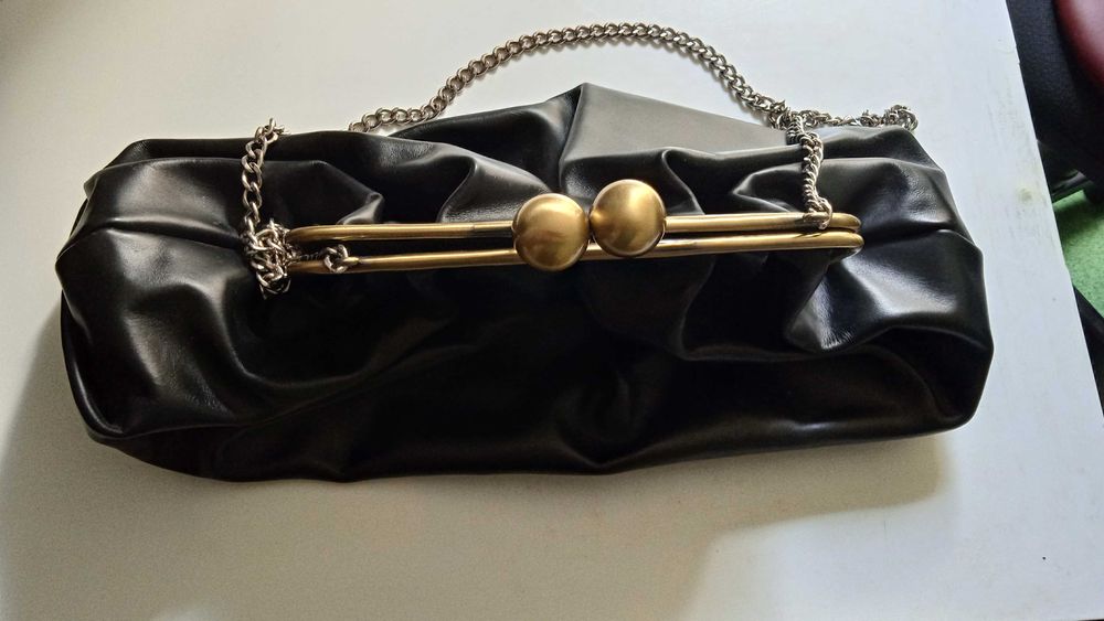Женская кожаная сумка-клатч бренд Mili Handbags.