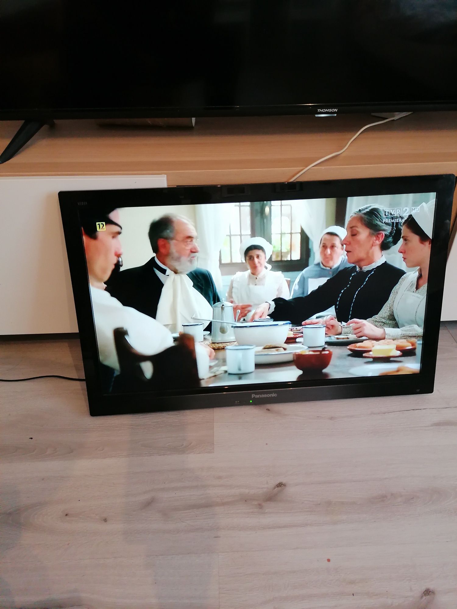 Telewizor Led Panasonic z pilotem