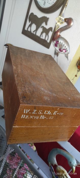 Stare poniemieckie drewniane archiwum pudełko na dokumenty