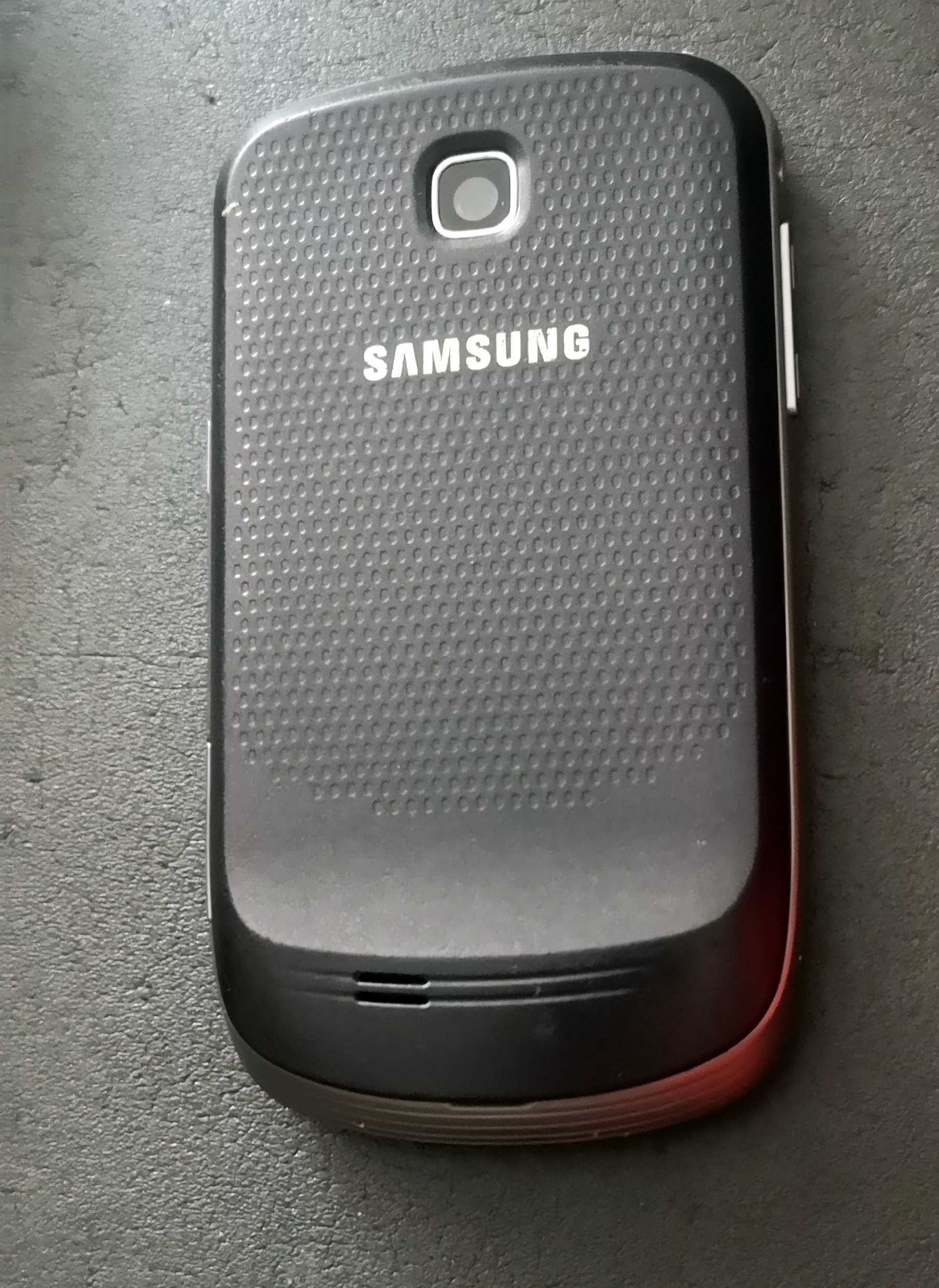 samsung mini gt s5570  komplet z ładowarką