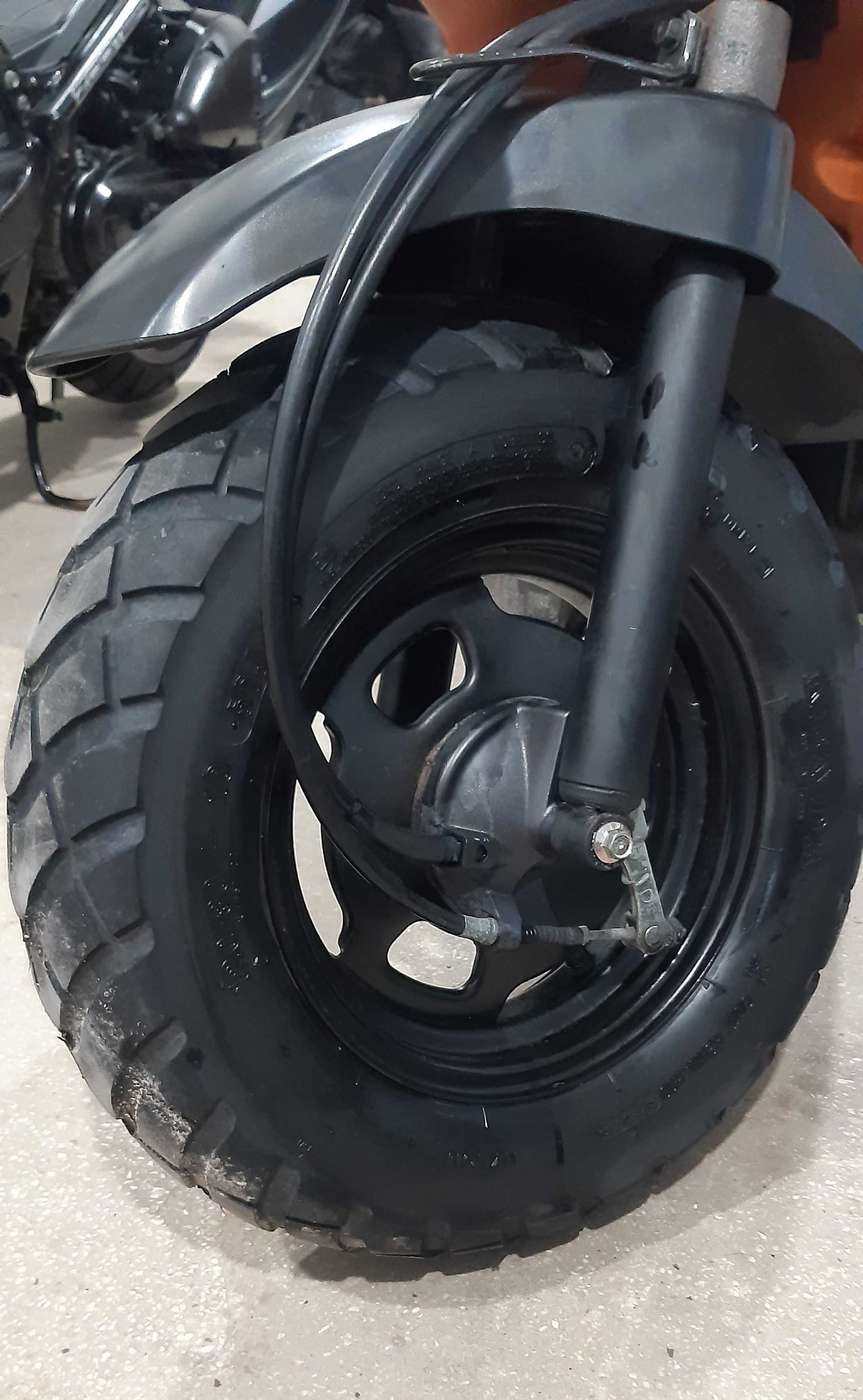 Скутер Honda ZOOMER