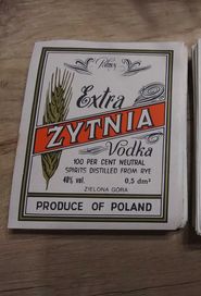 Zabytkowe etykiety z PRL na butelki z alkoholem wódkę naklejki imprezę