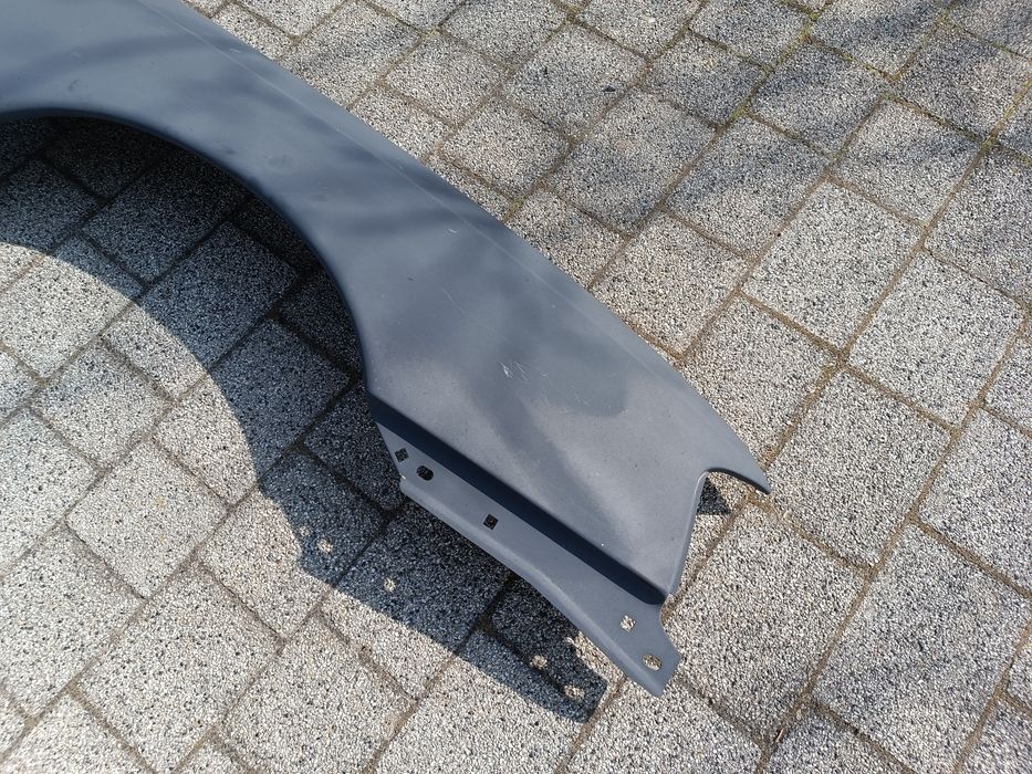 Opel Omega A 86-93 - Błotnik prawy przód Nowy