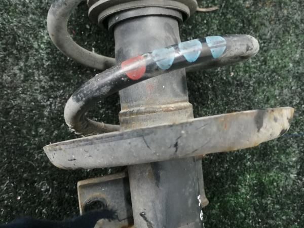 Amortecedor frente esquerdo VOLKSWAGEN Polo (9N)