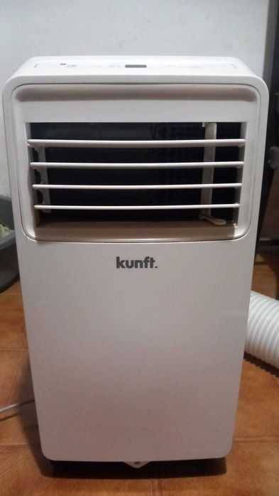 Ar Condicionado Portátil KUNFT KAC8606 – Usado, em bom estado