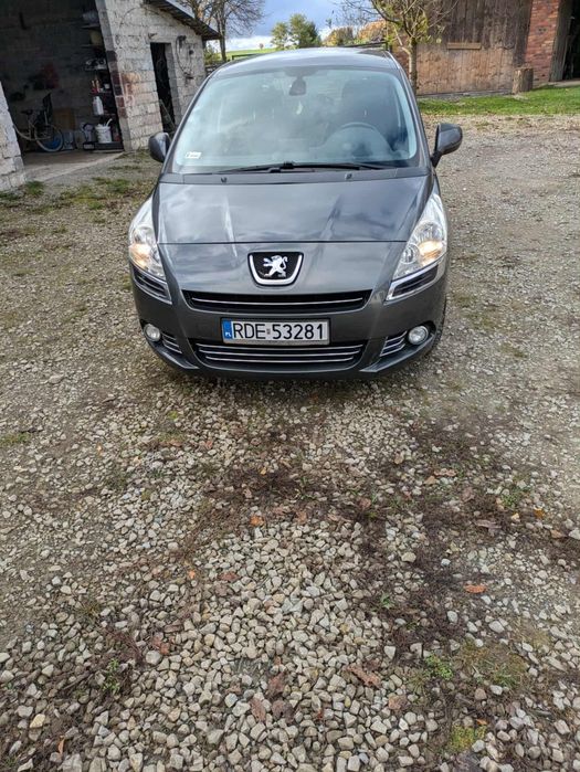 Peugeot 5008 2.0HDi 150km skrzynia 6 manual klima navi Prywatnie