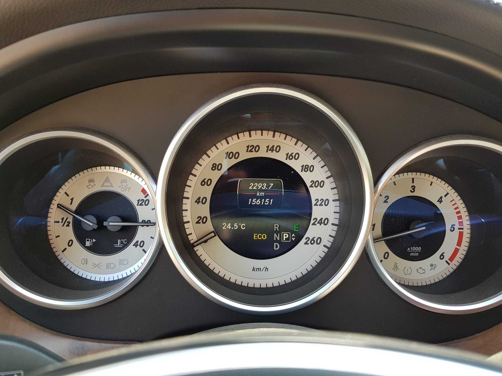 Mercedes-Benz CLS 350CDi BlueEfficiency 2013, 157 000kms administrador