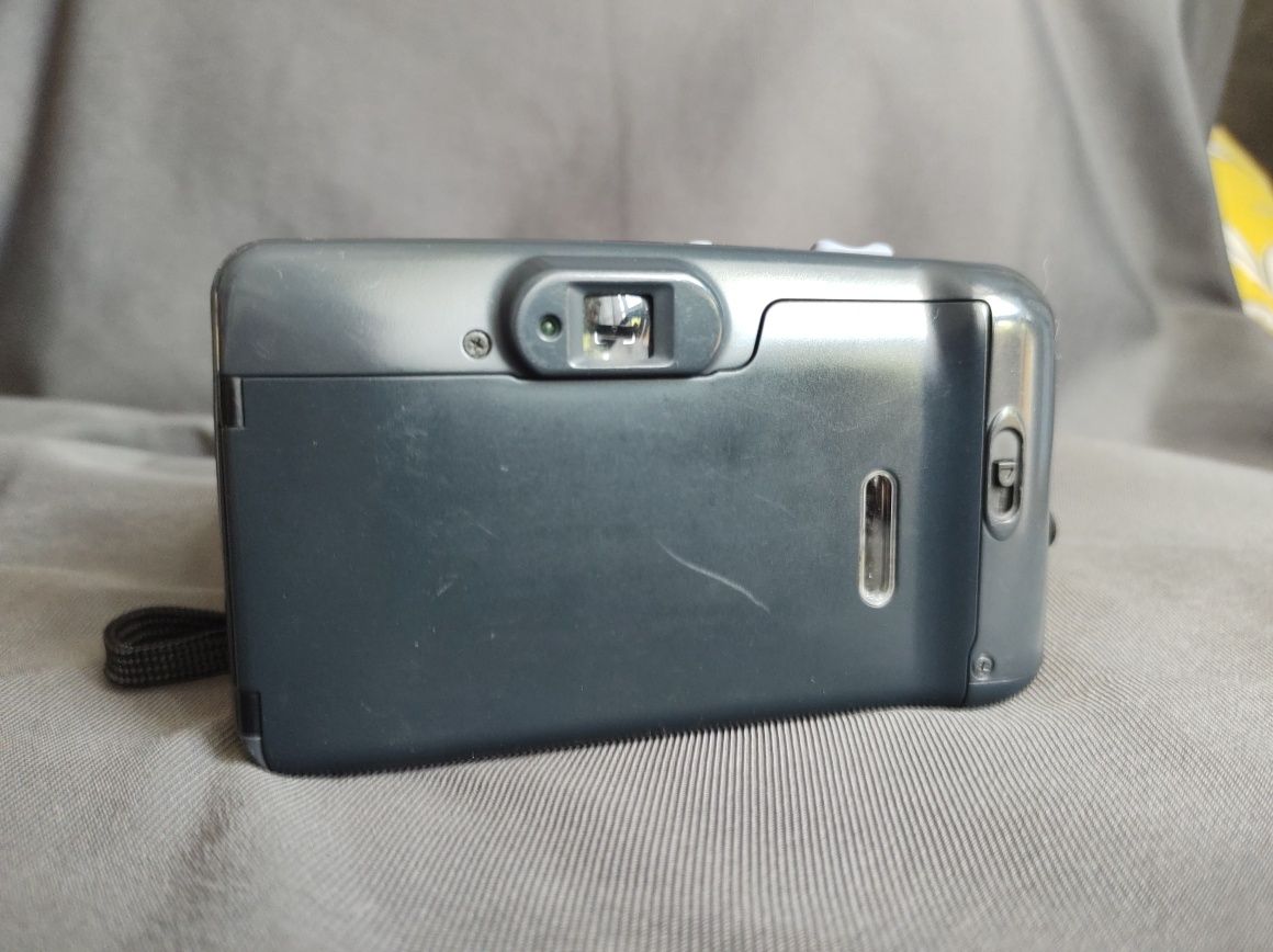 Yashica zoomate 70 Z Kyocera Lens AF Analog z defektem