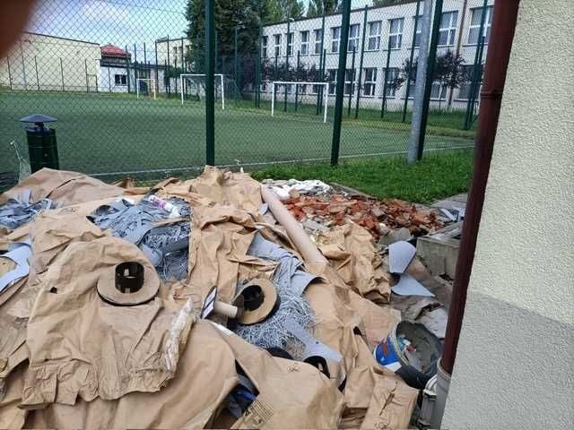 Tanio Wywóz Gruzu odpadów po remoncie Wełny Styropianu Gałęzi Kontener