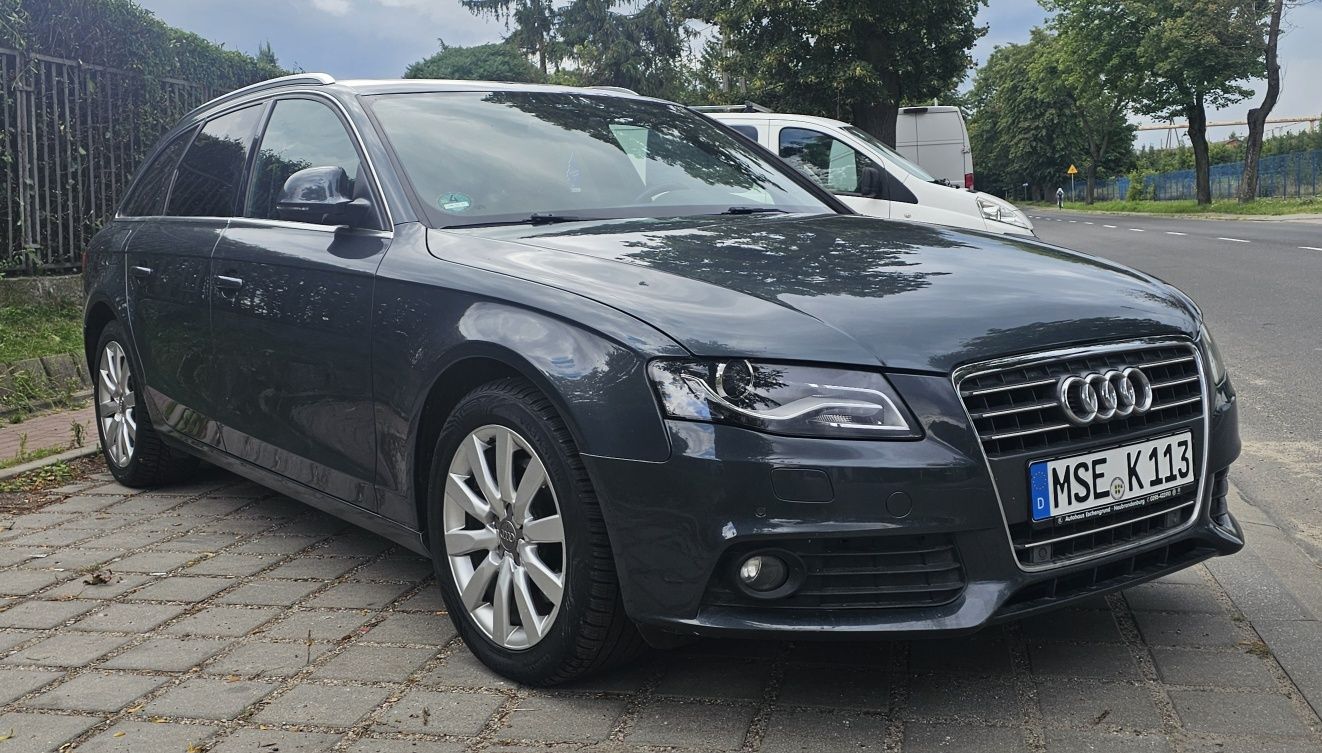 Audi A4 B8 2.0 TDI kombi hak automat skóry  webasto