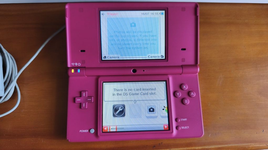 Nintendo DSi rosa