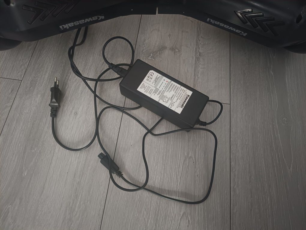 Deskorolka elektryczna kawasaki