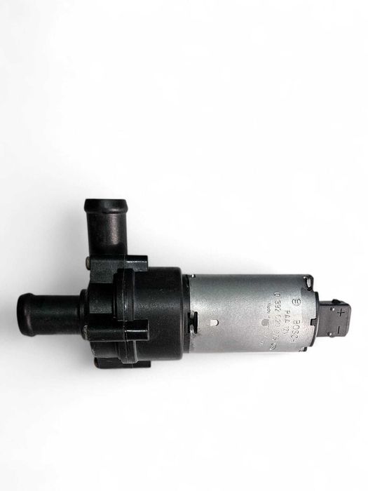 Pompa Wody WEBASTO Bosch VW Volvo Ardic SHARAN TOUAREG Alhambra