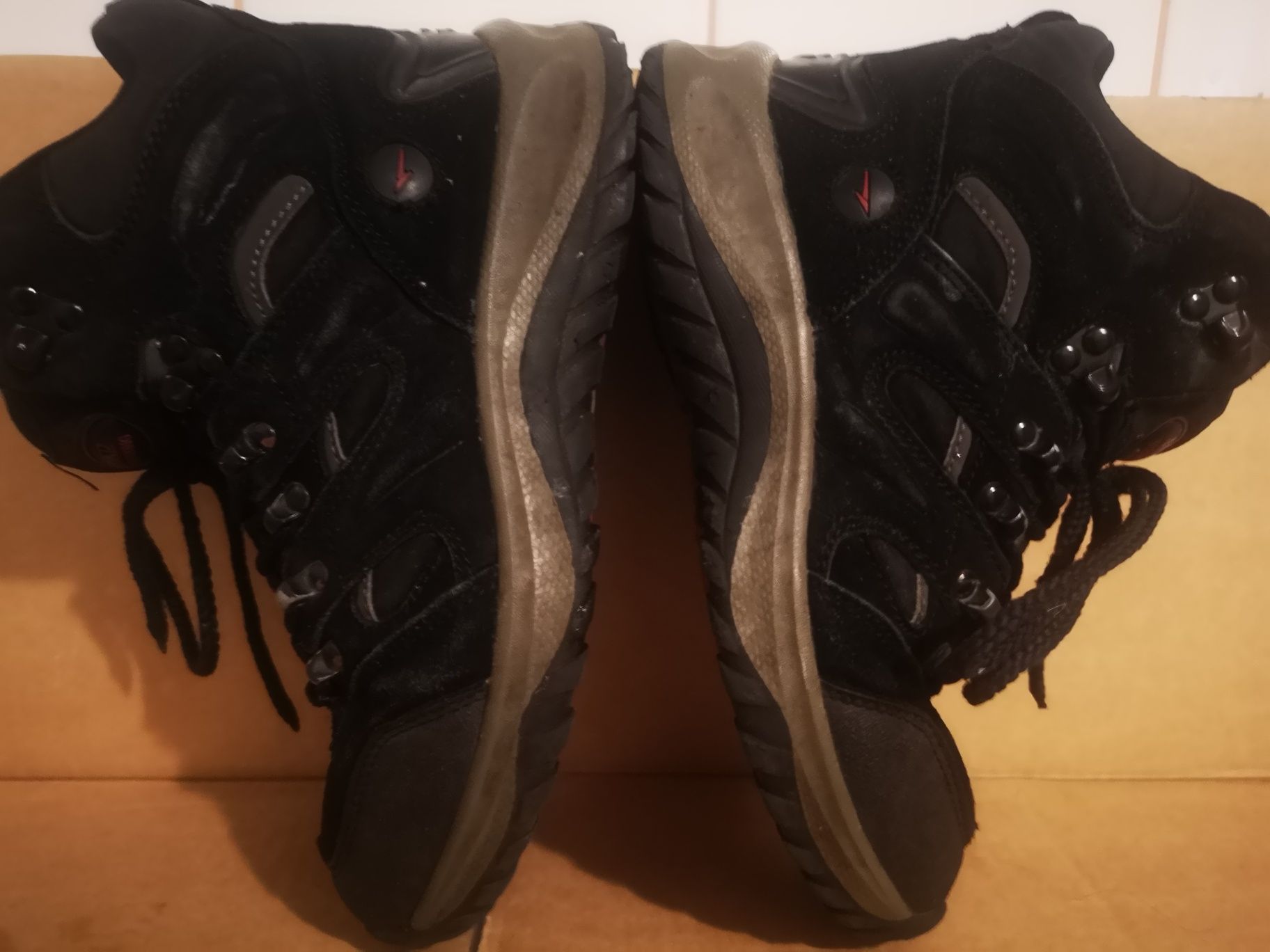 Buty sportowe HKR Trekking 38