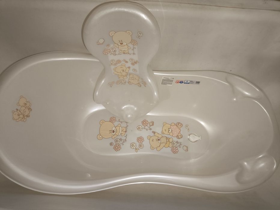 Дитяча ванночка з горкой