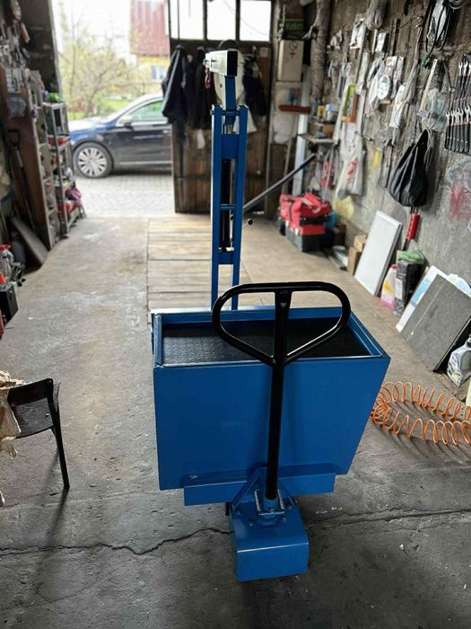 Sprzedam lub zamienię Żuraw Hydrauliczny Ręczny z przeciwwagą ZHR550PW