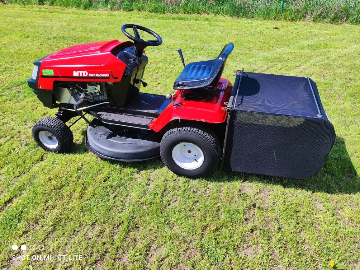 Traktorek kosiarka MTD silnik Briggs Stratton