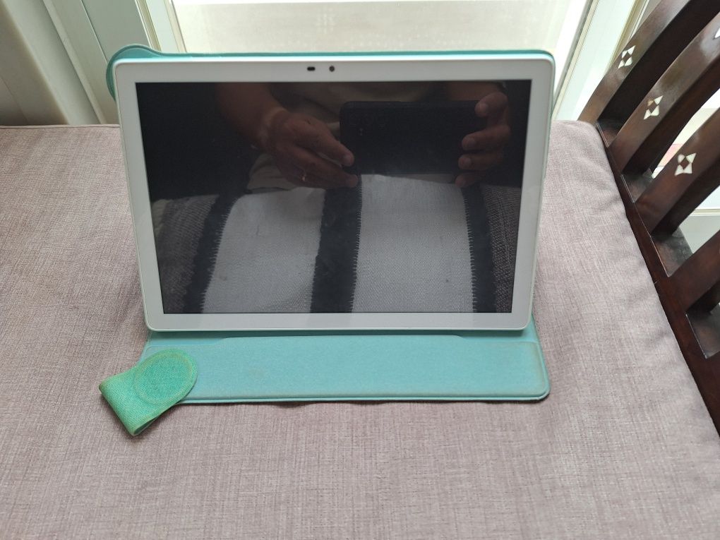 Tablet Alcatel TKEE MAX