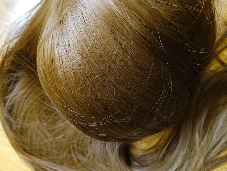 Peruka czekoladowy brąz