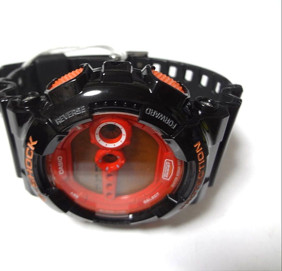 Casio G-Shock GD-100HC (hyper colors)