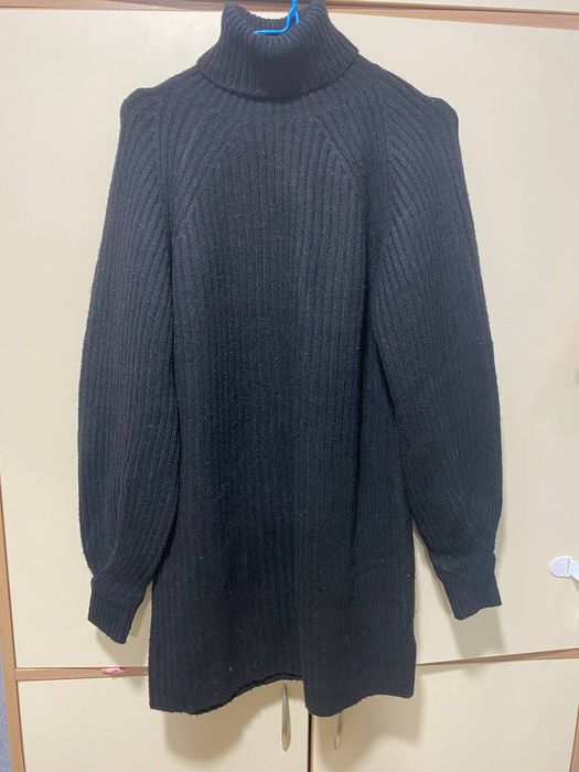 Вязанное теплое платье