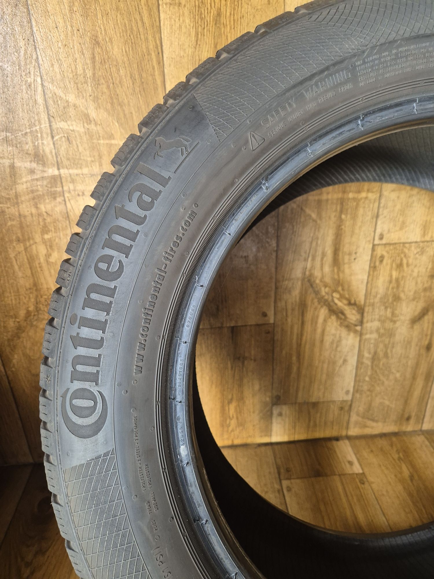 225/55/17 Continental para zima 8mm 17r stan bdb