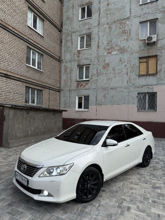 Продам Toyota Camry