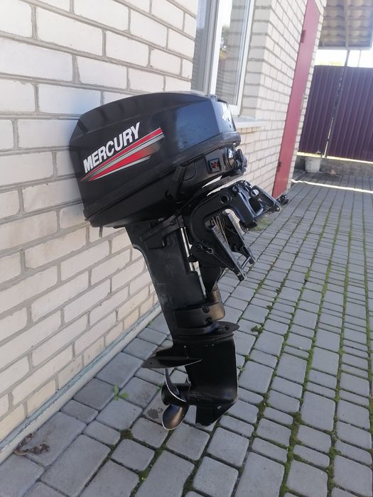 Меркурі 9.9 двигун