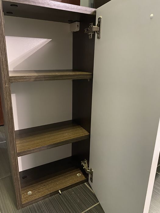 Szafka łazienkowa wisząca biały połysk front, stan idealny, Wrocław