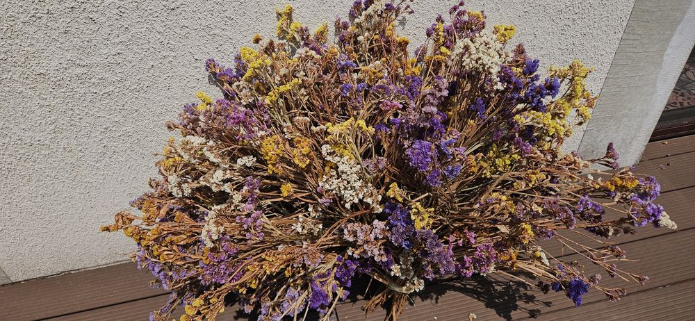Duży bukiet suszonych kwiatów