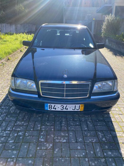 Mercedes C200 elegance poucos kms
