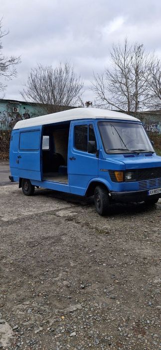 Mercedes т1 208D в отличном состоянии .машинка ухоженная.