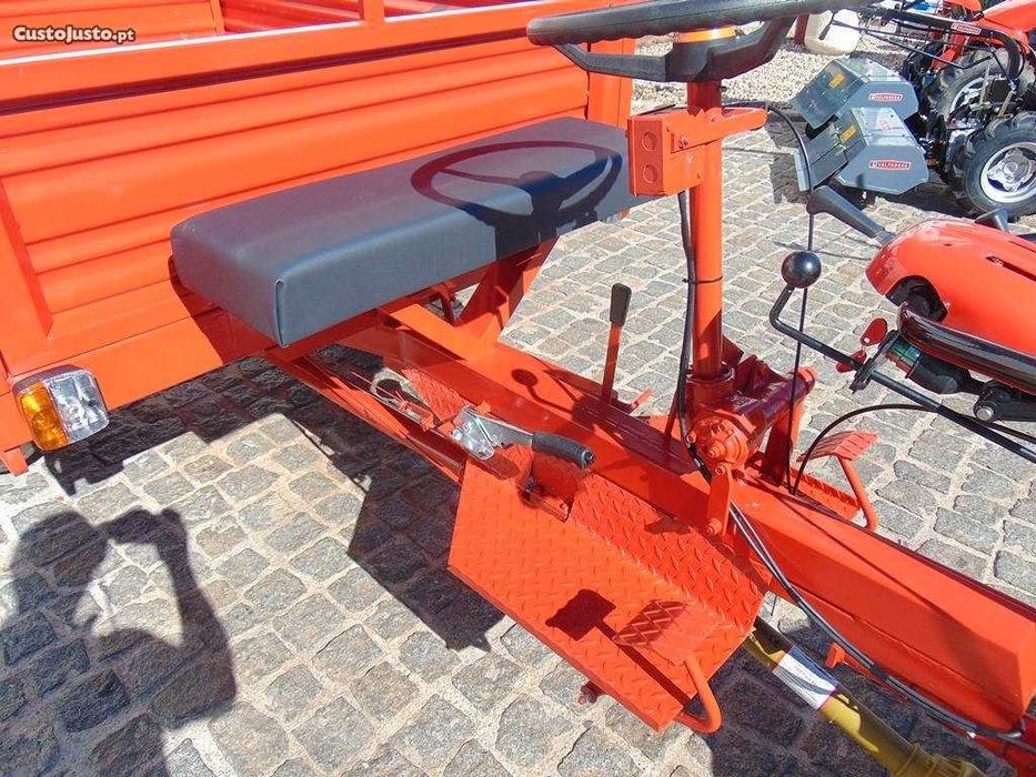 Motocultivador Valpadana Blitz 120 (14CV) +capinadeira nova +frese