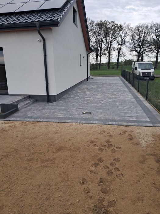 Usługi brukarskie, prace ziemne, 
Usługi  Minikoparka, Ładowarką