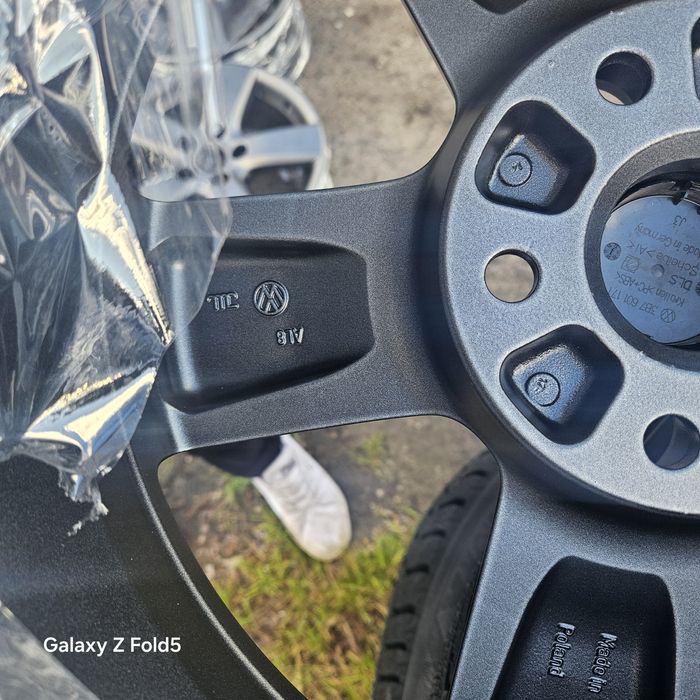 Alufelgi 16 Skoda Octavia Yeti VW Golf Touran Caddy T4 Jetta Eos 5x112