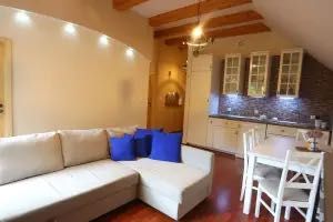 Domek i Apartamenty Zacisze