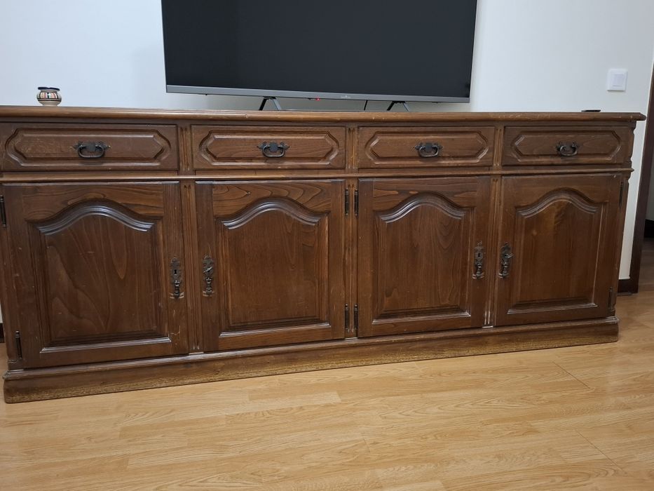 Moveis so ou separado  aparadores castanho maciço