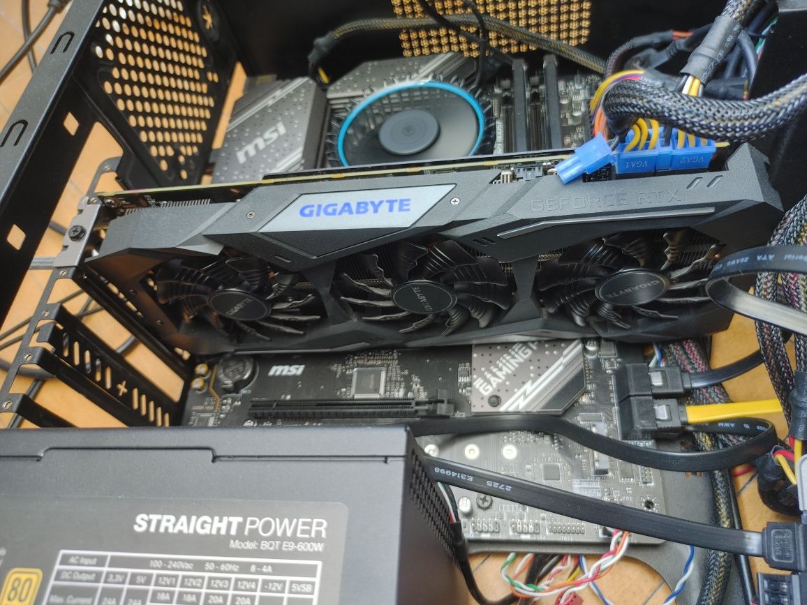 Komputer stacjonarny PC i5-12400f RTX 2070 32GB DDR5 M2(DDR5) 1TB+ Gry