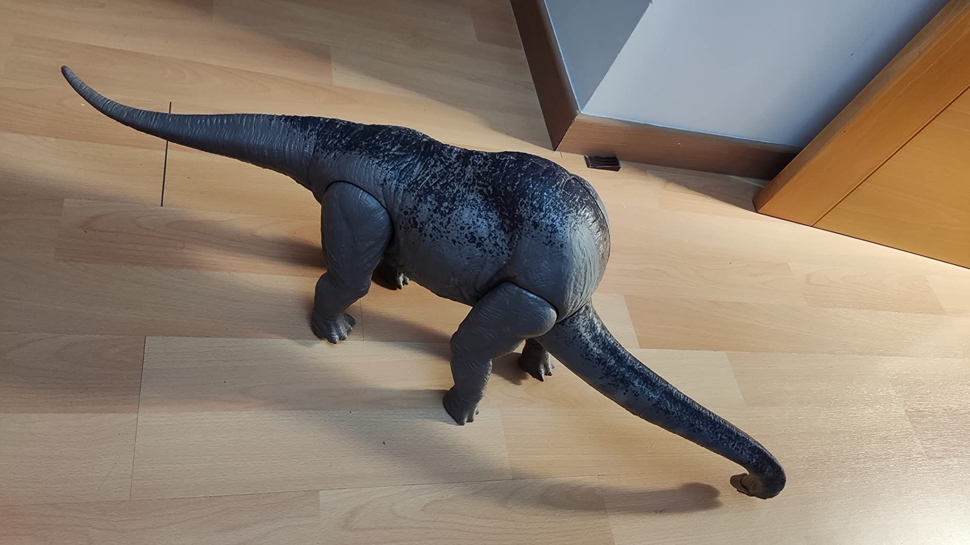 Jurassic World Brachiosaurus dinossauro articulado 106 cm gigante NOVO