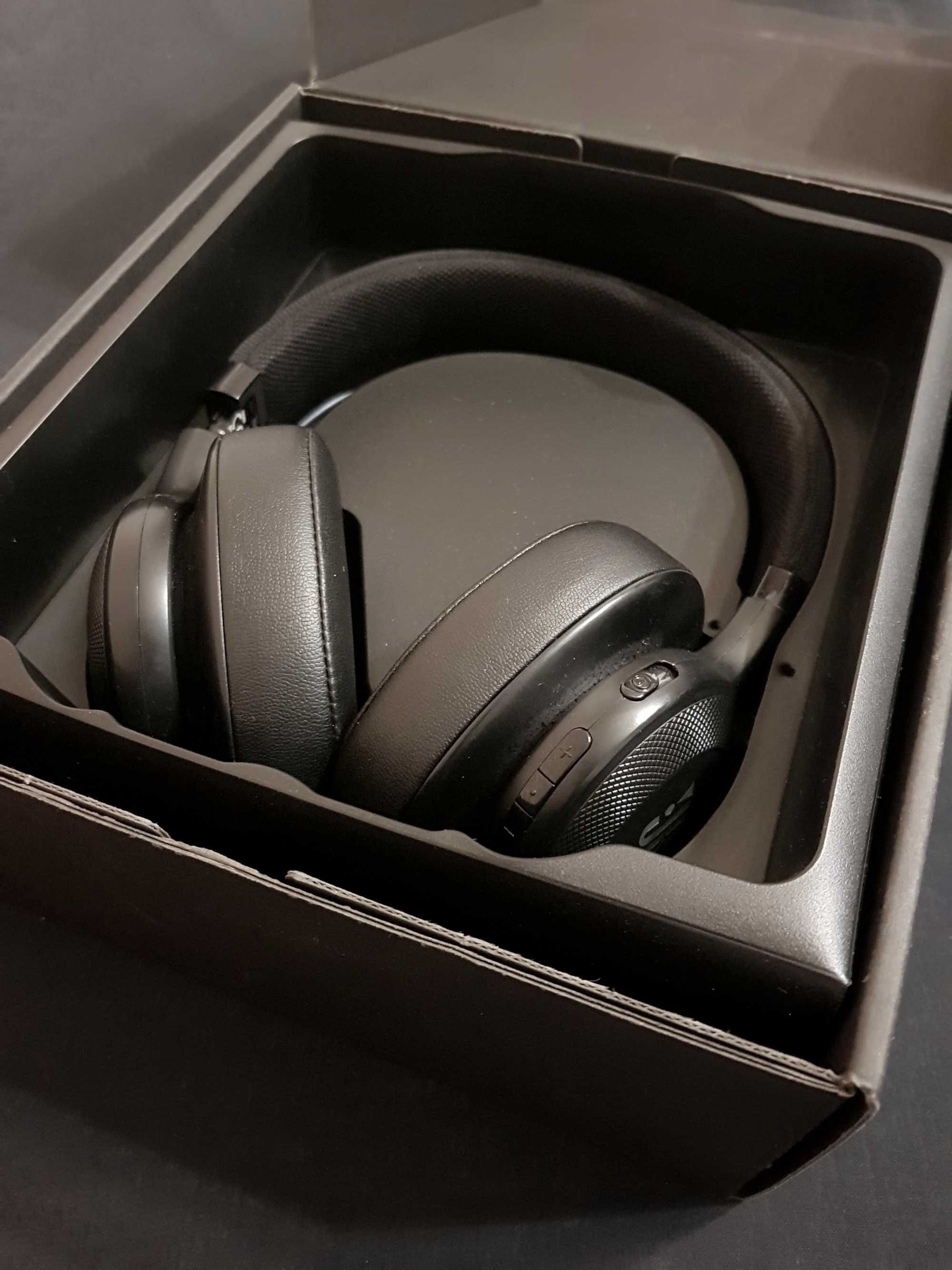 Навушники JBL E55BT бездротові чорні