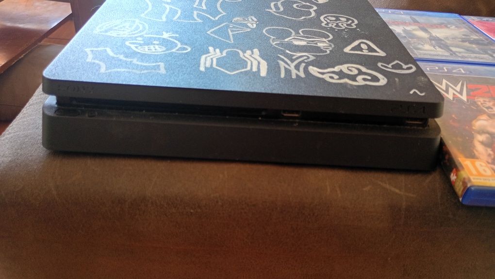 PS4 Em perfeito funcionamento