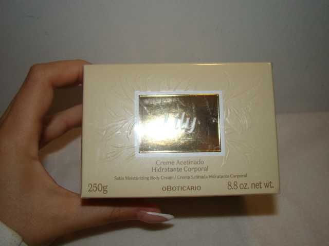 Lily, Creme Acetinado Hidratante Corporal, 250g, de O Boticário