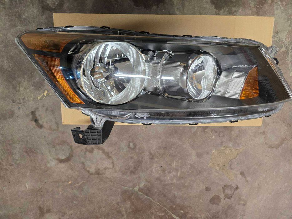 Фара,  Honda Accord 2011 рік, Америка оригінал, права. БУ.