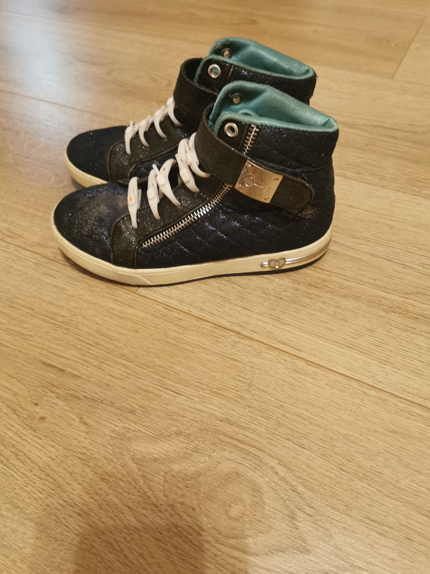 Високі кеди Skechers 31 розміру