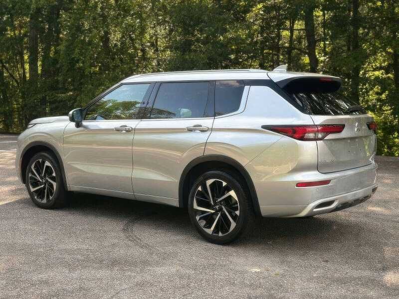 2022 Mitsubishi Outlander SEL
