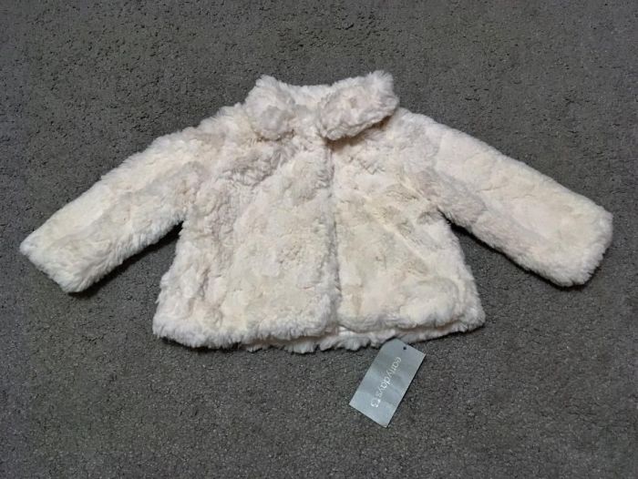 Nowe futerko do chrztu 74 cm